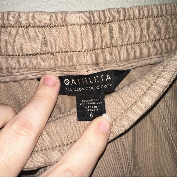 Athleta Farallon Cargo Crop Pants - Picture 4 of 6